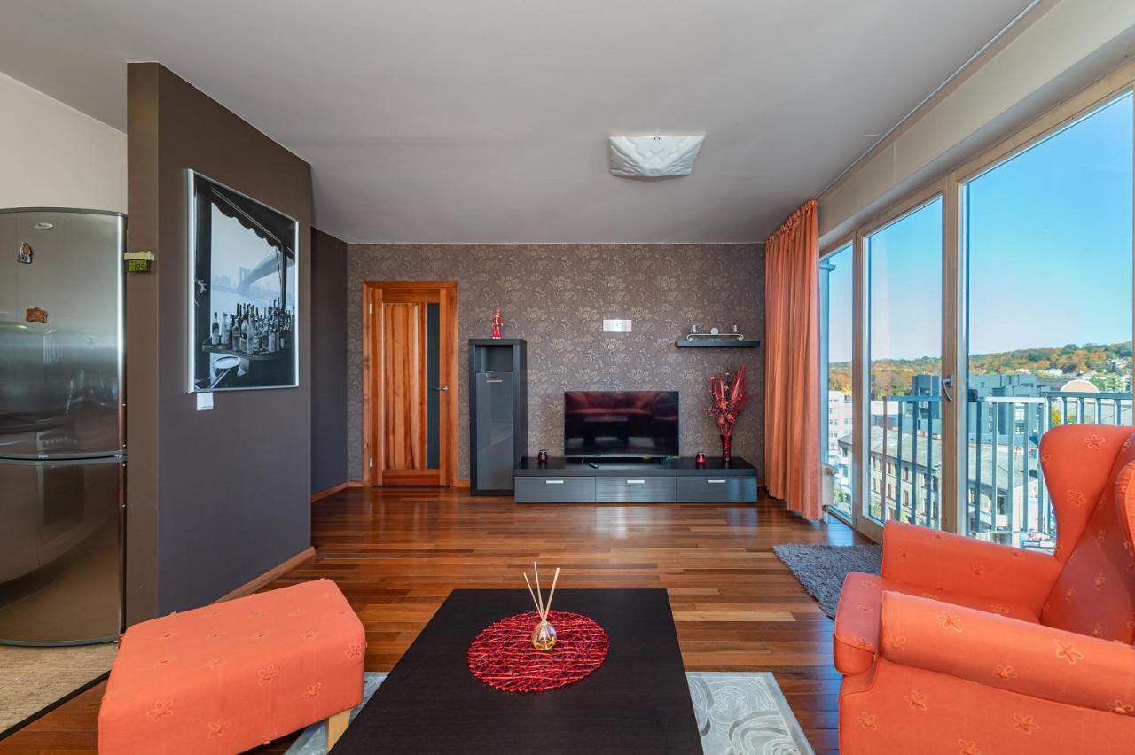Panoramic City Centre Apartment By Polo Apartments Kaunas Exteriér fotografie